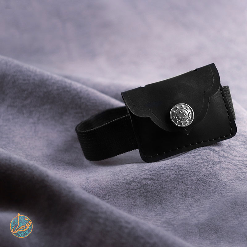 حرز ابی دجانه با قاب نقره گردن آویز و بازوبندی